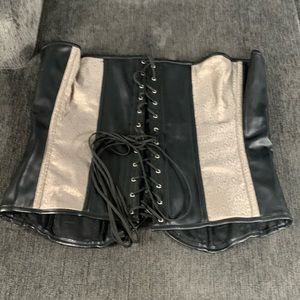 Top Drawer by Daisy Corsets Size 5X